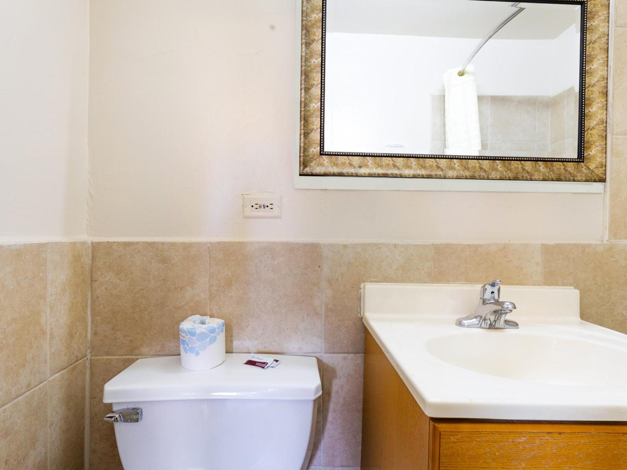 Manor Motel By Oyo Near Oak Brook Chicago Westchester 힐사이드 외부 사진