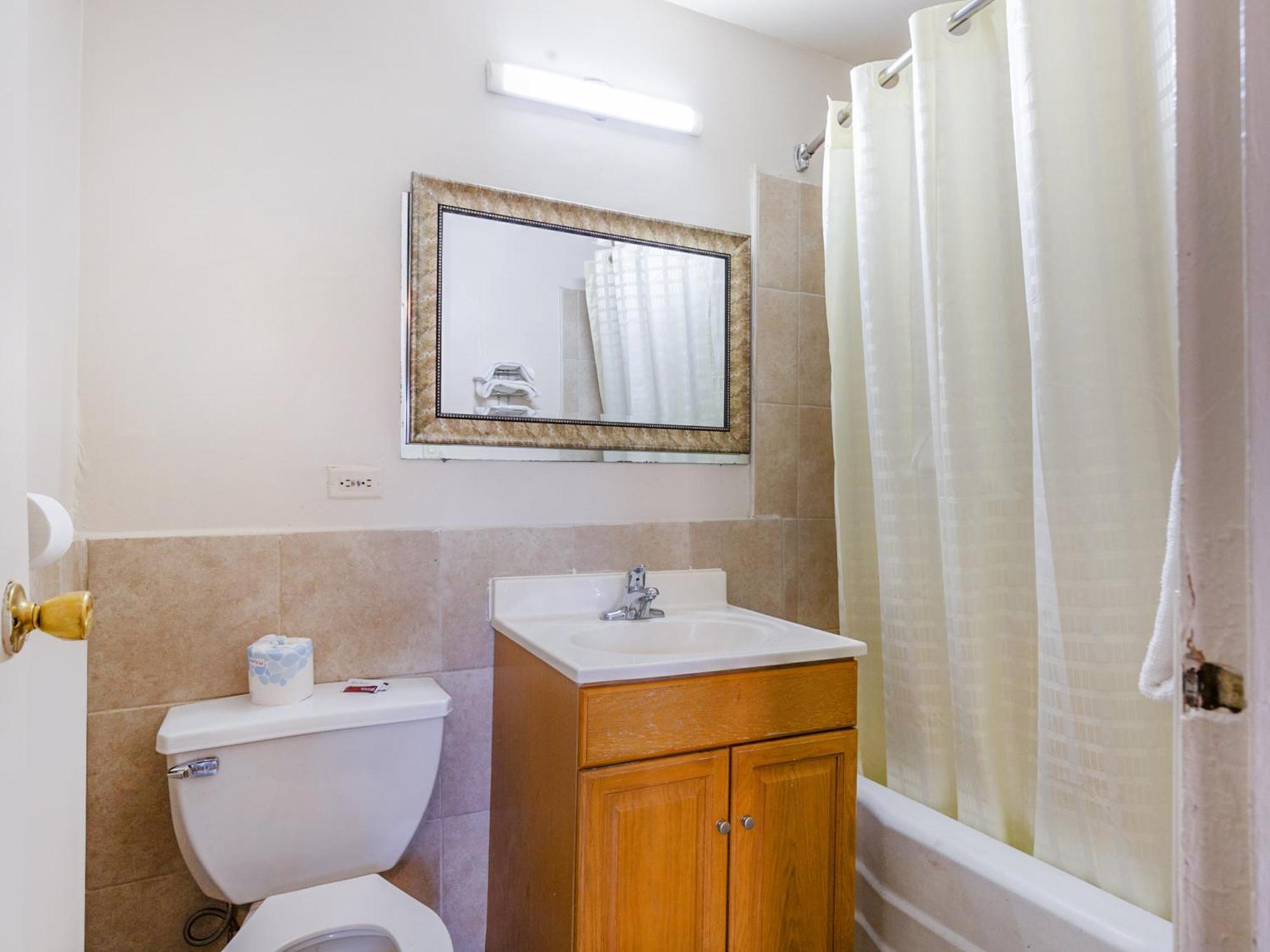 Manor Motel By Oyo Near Oak Brook Chicago Westchester 힐사이드 외부 사진
